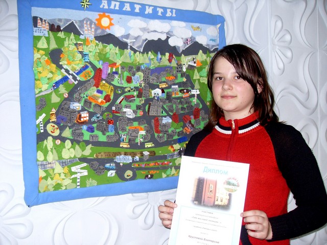 Екатерина Круглова у своей карты города
